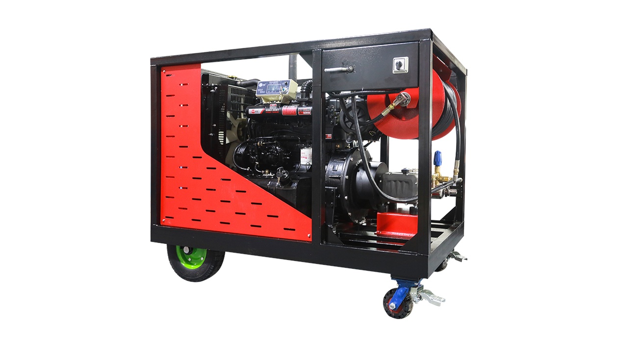 加特林 GAT30/60D 柴油管道疏通机在镇江市政管道清淤作业